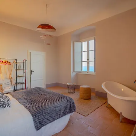 Faro Capel Rosso Resort *