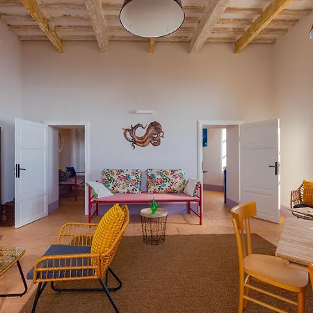 Resort Faro Capel Rosso