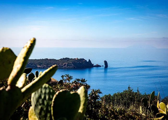 Faro Capel Rosso Giglio Castello