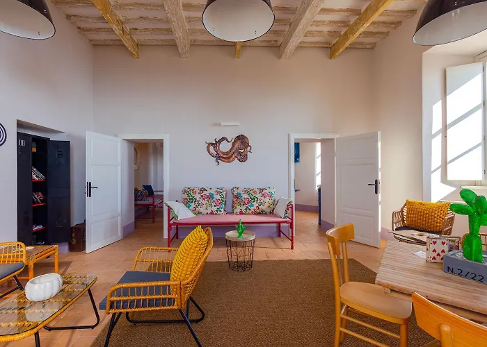 Resort Faro Capel Rosso